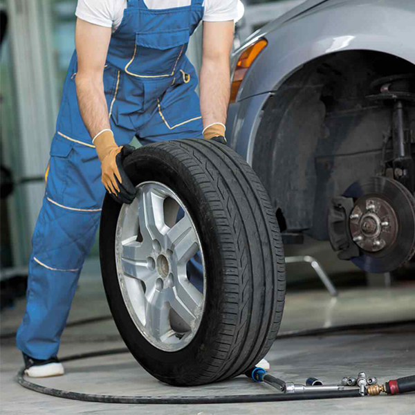 https://autoservice-on.de/wp-content/uploads/2023/04/Radwechsel.png